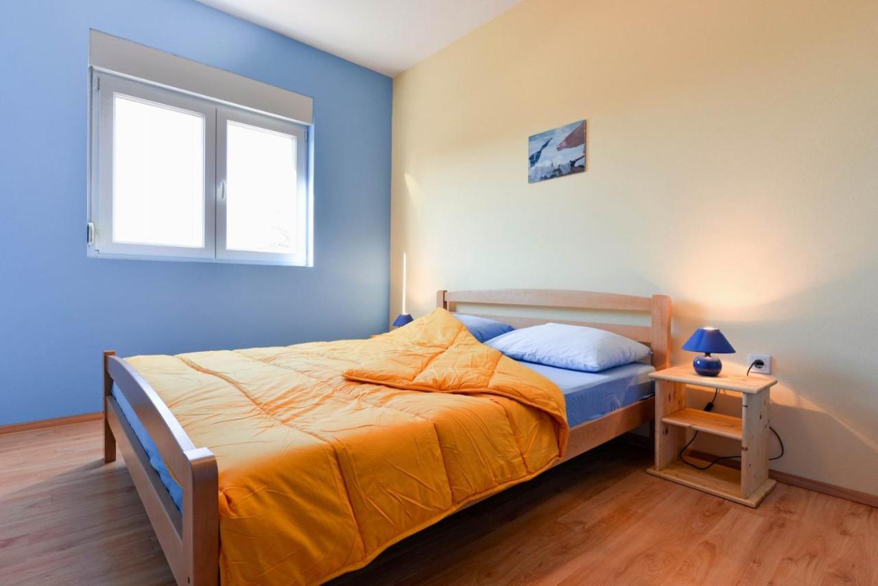Paklina Apartments สตารีกราด-ปาเคลนีซา ภายนอก รูปภาพ