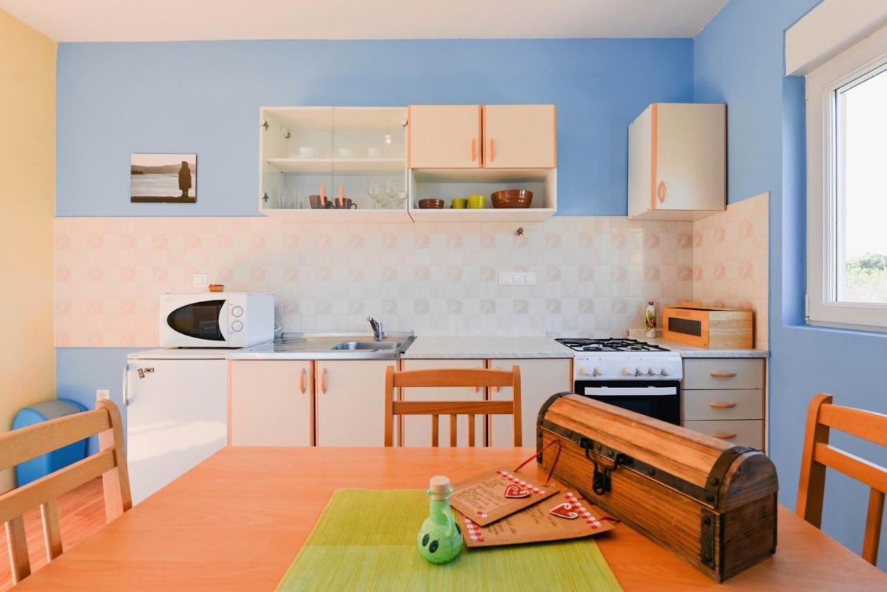 Paklina Apartments สตารีกราด-ปาเคลนีซา ภายนอก รูปภาพ